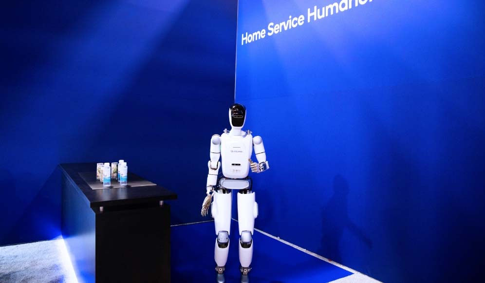 Китайская APLUX представила прототип гуманоидного робота Ultra Magnus