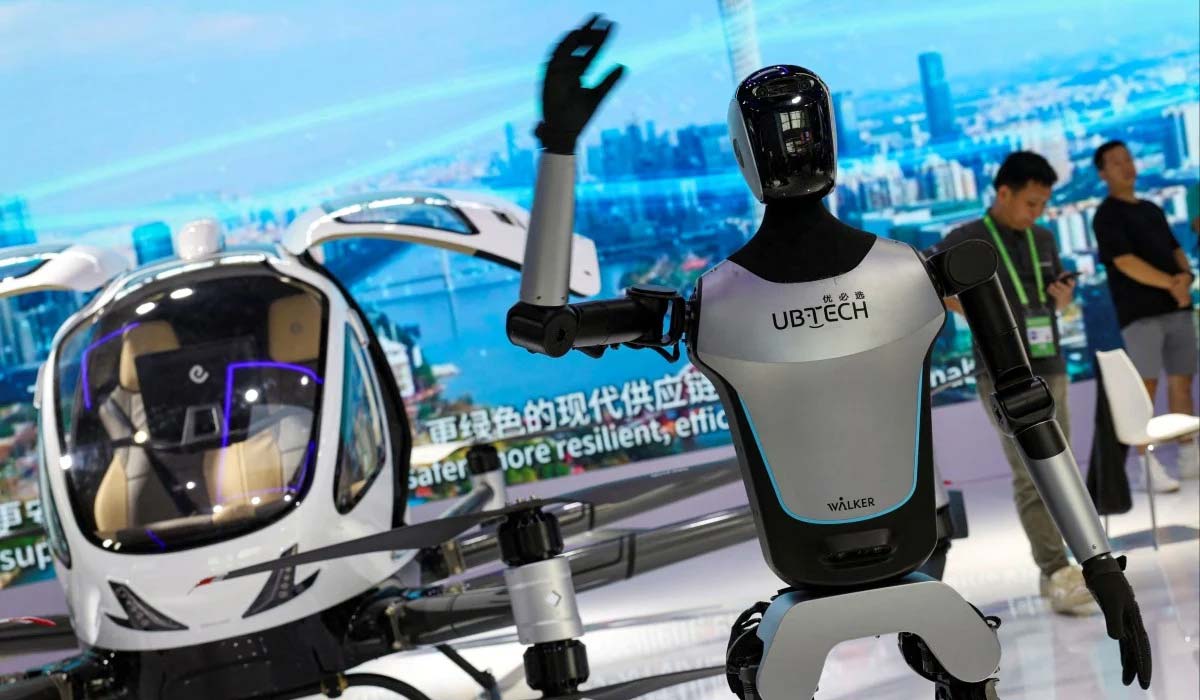 Гуманоїдні роботи UBTech на патрулюватимуть на кордоні Китай-В'єтнам: контракт на $37 млн